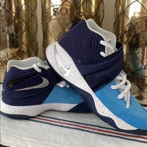 Men’s Customized Kyrie 2 Sneakers Size 9.5